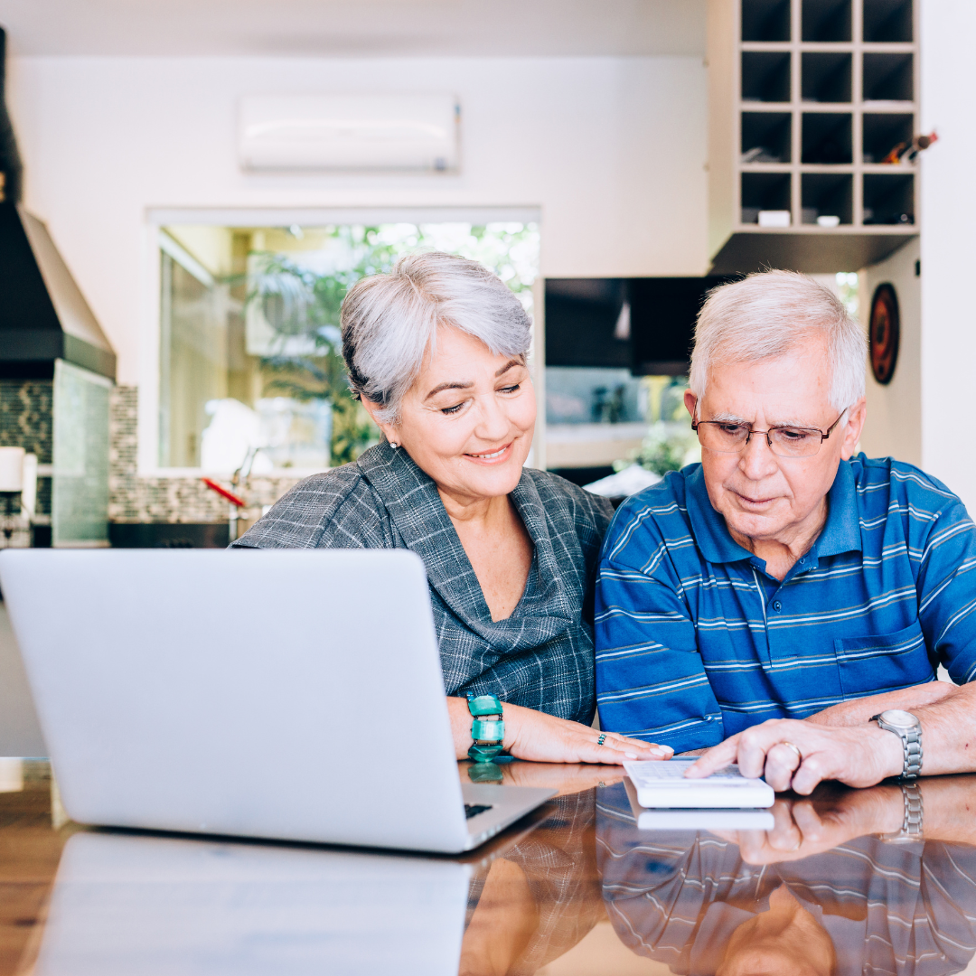 Retired Couple Laptop Retired Couple Laptop
